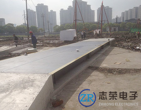 1月2日山西雄圖建造工程礦山分公司采購一臺(tái)3x15米120噸地磅